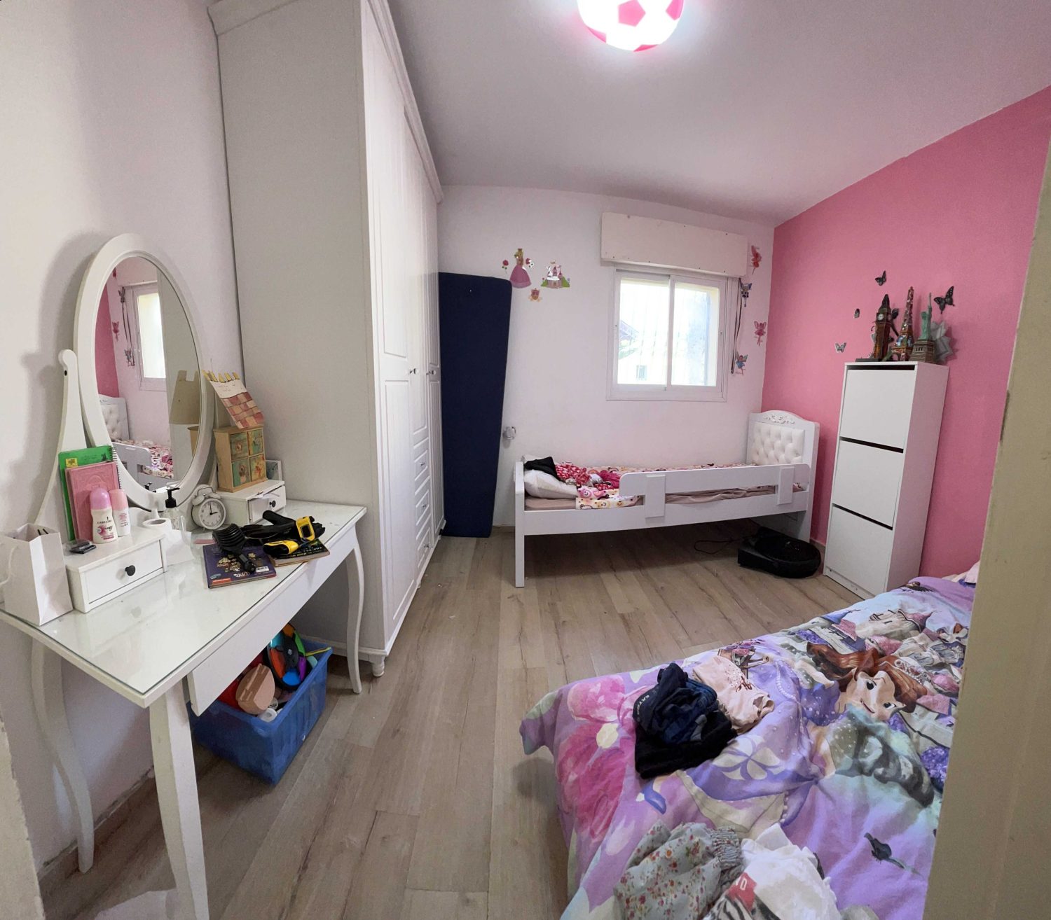 fdbf4a9c-b4af-47ad-9068-3f1e1042fd38_optimized